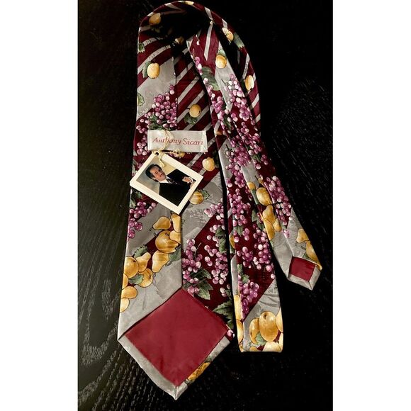 Anthony Sicari 100% Silk Men's Neck Tie Multicolor Fruit Pear Themed Tie NEW! - Picture 2 of 4